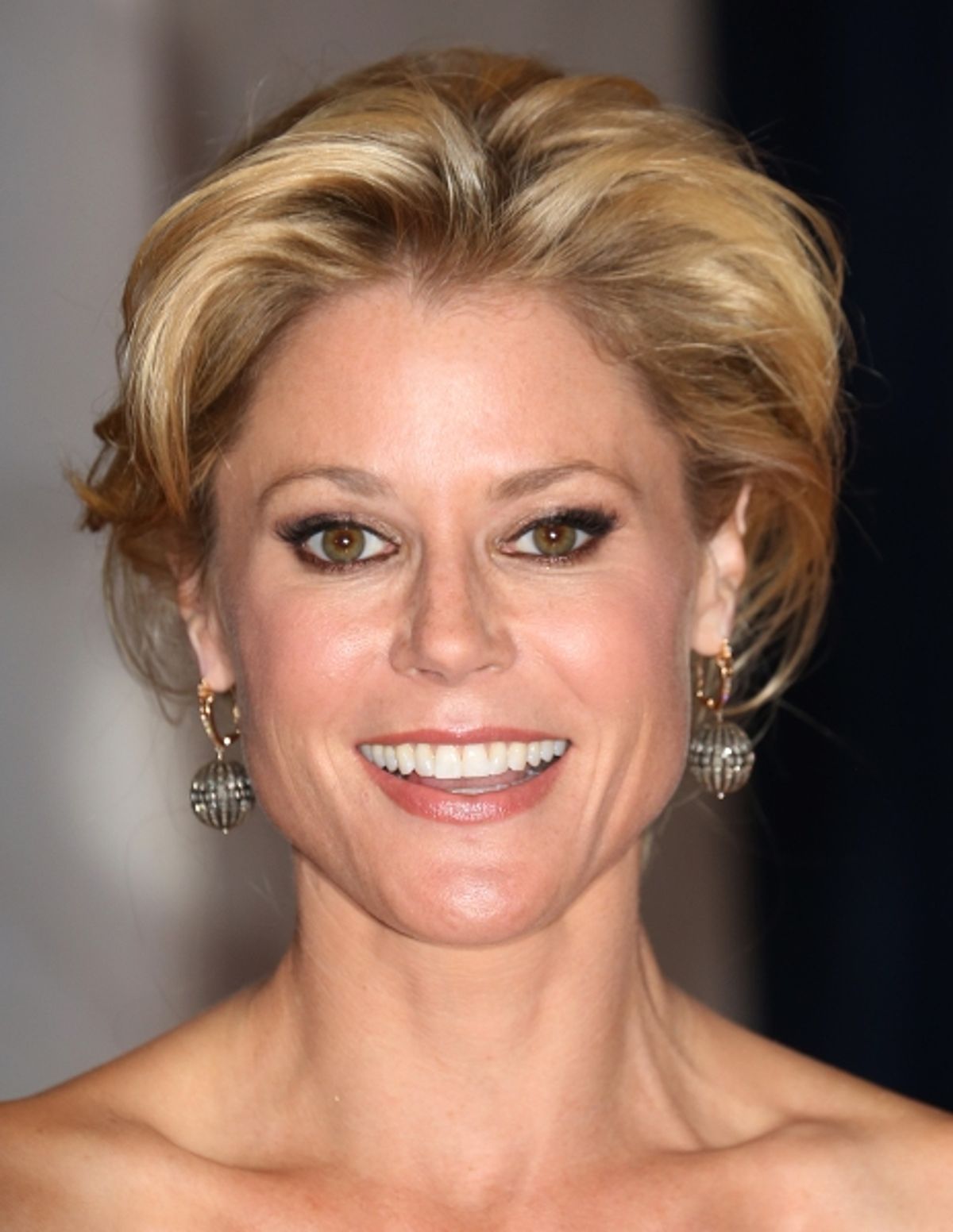 Julie Bowen  at 
