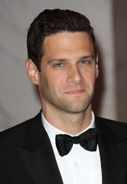 Justin Bartha Photo