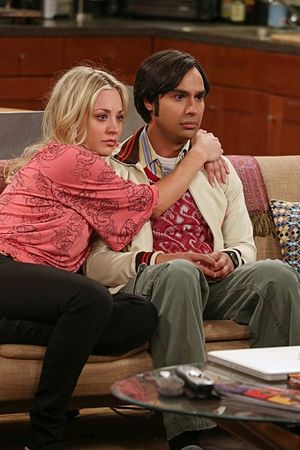 Kaley Cuoco, Kunal Nayyar Photo