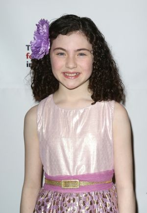 Lilla Crawford   Photo