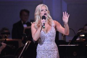 Megan Hilty @ BroadwayWorld Megan Hilty Photo