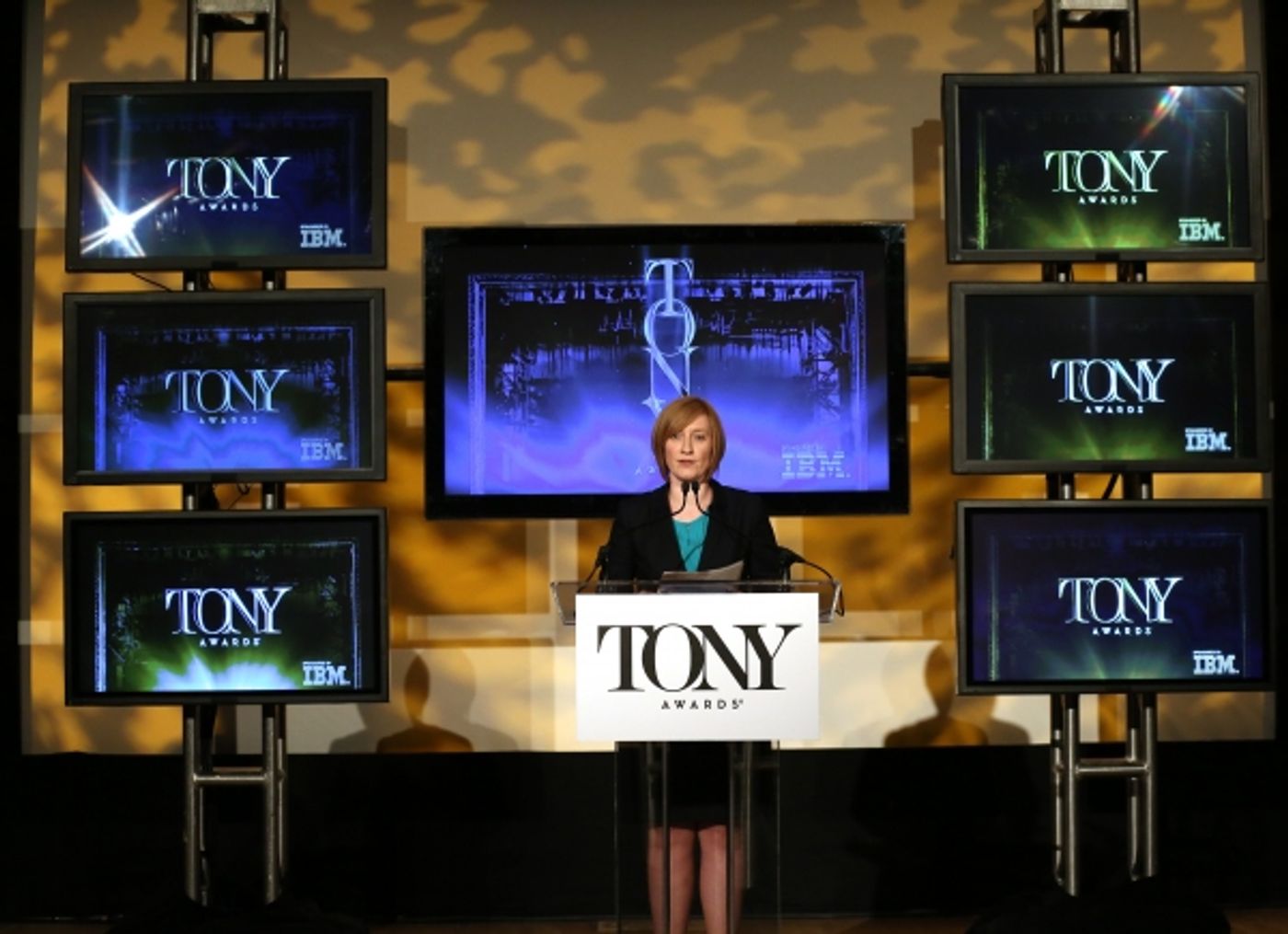 Photo Coverage: Jesse Tyler Ferguson and Sutton Foster Announce the 2013 Tony Nominations!  Image