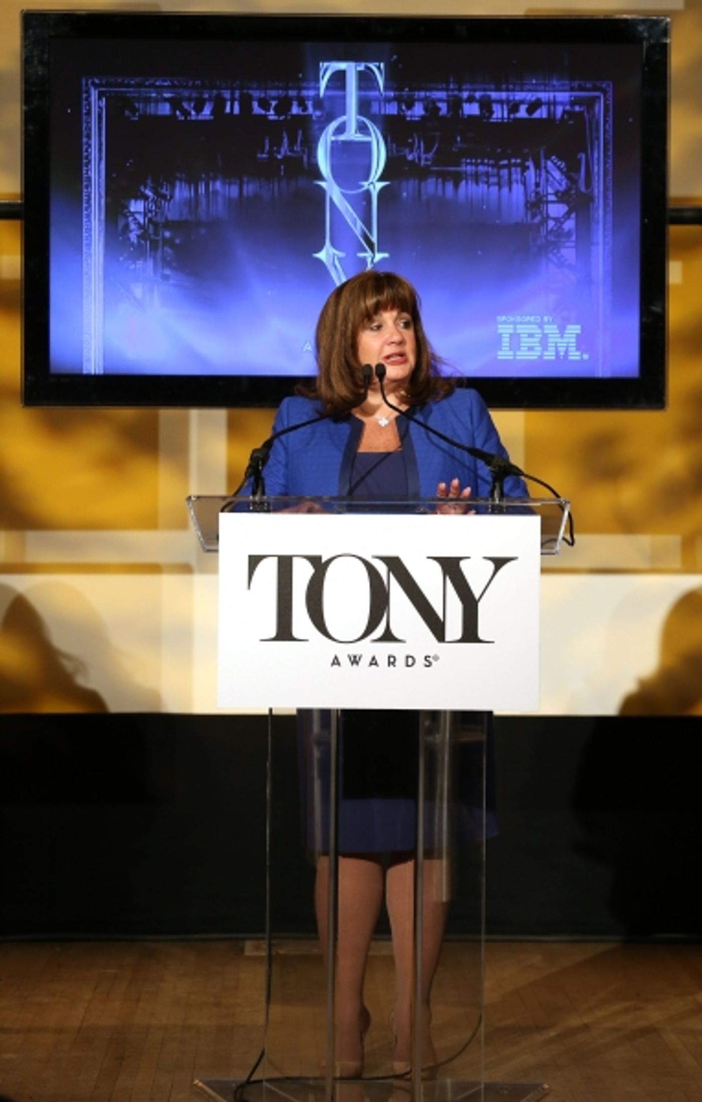 Photo Coverage: Jesse Tyler Ferguson and Sutton Foster Announce the 2013 Tony Nominations!  Image