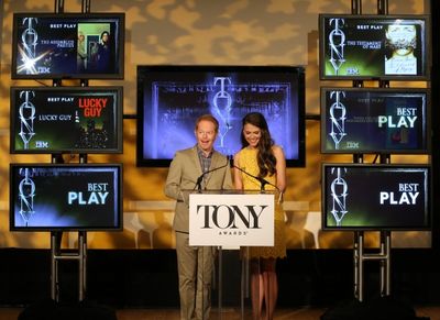 Jesse Tyler Ferguson & Sutton Foster Photo