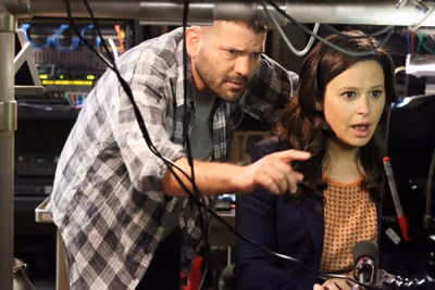 Guillermo Diaz, Katie Lowes Photo