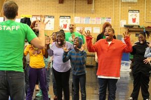 Aaron Gaines leads a group acting exercise with the students (also pictured: Amy Halldin, Chris Rustin & Mara Davi) @ BroadwayWorld Aaron Gaines leads a group acting exercise with the students (also pictured: Amy Hall Photo