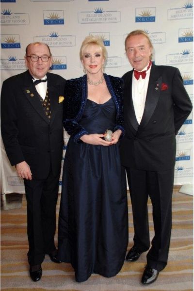 Photos: First Lady of the Joffrey Ballet Dame Patricia Kennedy Receives Ellis Island Medal of Honor — photo 1 of 11