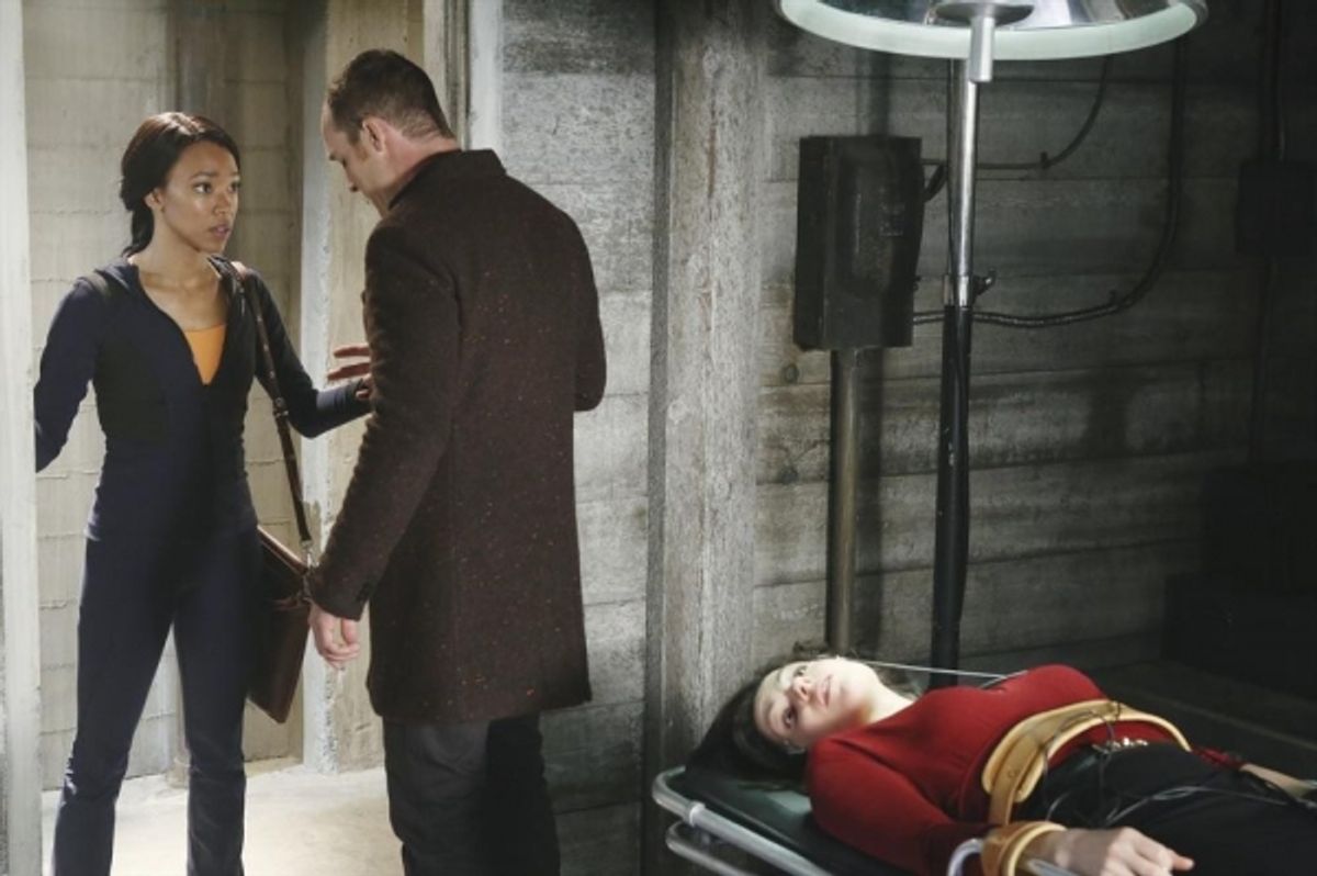 Sonequa Martin-Green, Ethan Embry, Lana Parrilla at 