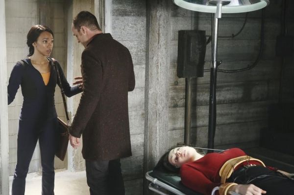 Sonequa Martin-Green, Ethan Embry, Lana Parrilla Photo