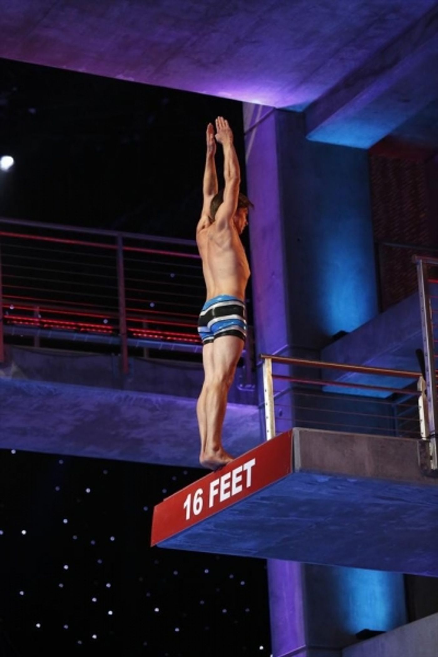 Photo Flash: First Look - SPLASH's Season Finale, Airing 5/7  Image