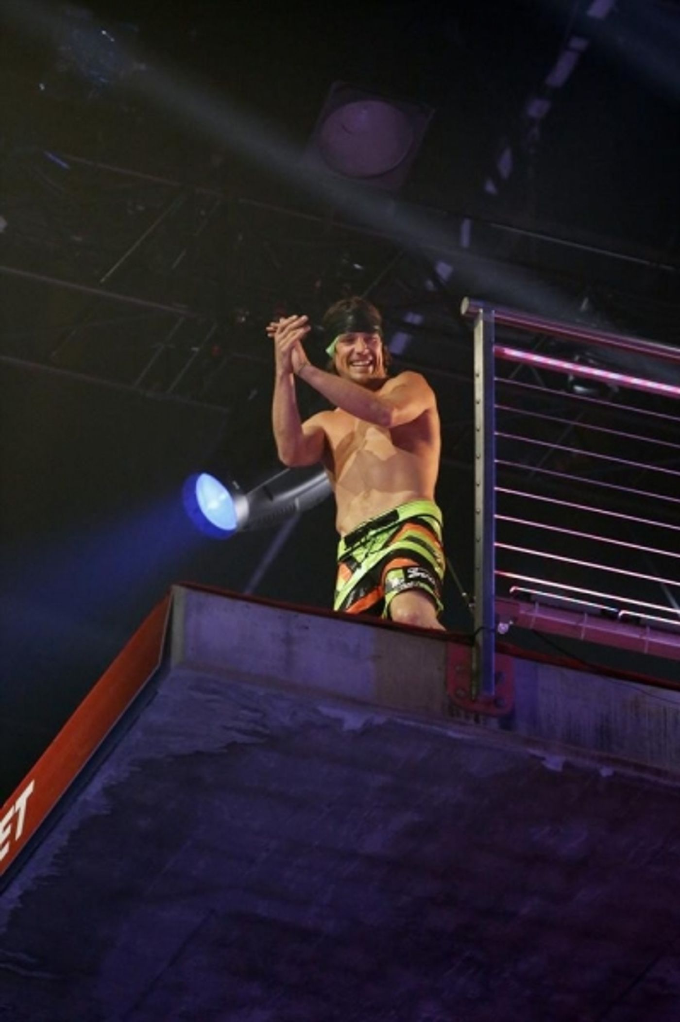 Photo Flash: First Look - SPLASH's Season Finale, Airing 5/7  Image