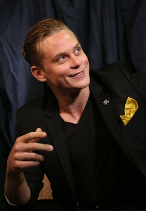 Billy Magnussen @ BroadwayWorld Billy Magnussen Photo