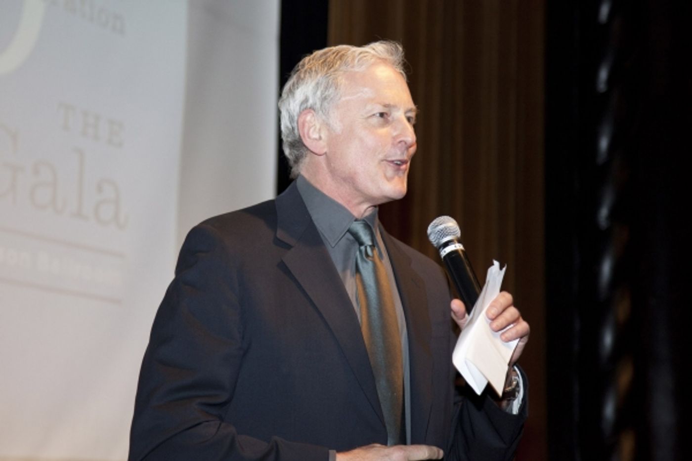 Photo Flash: Katie Finneran, Matthew Broderick and More at CANY's 2013 Gala  Image