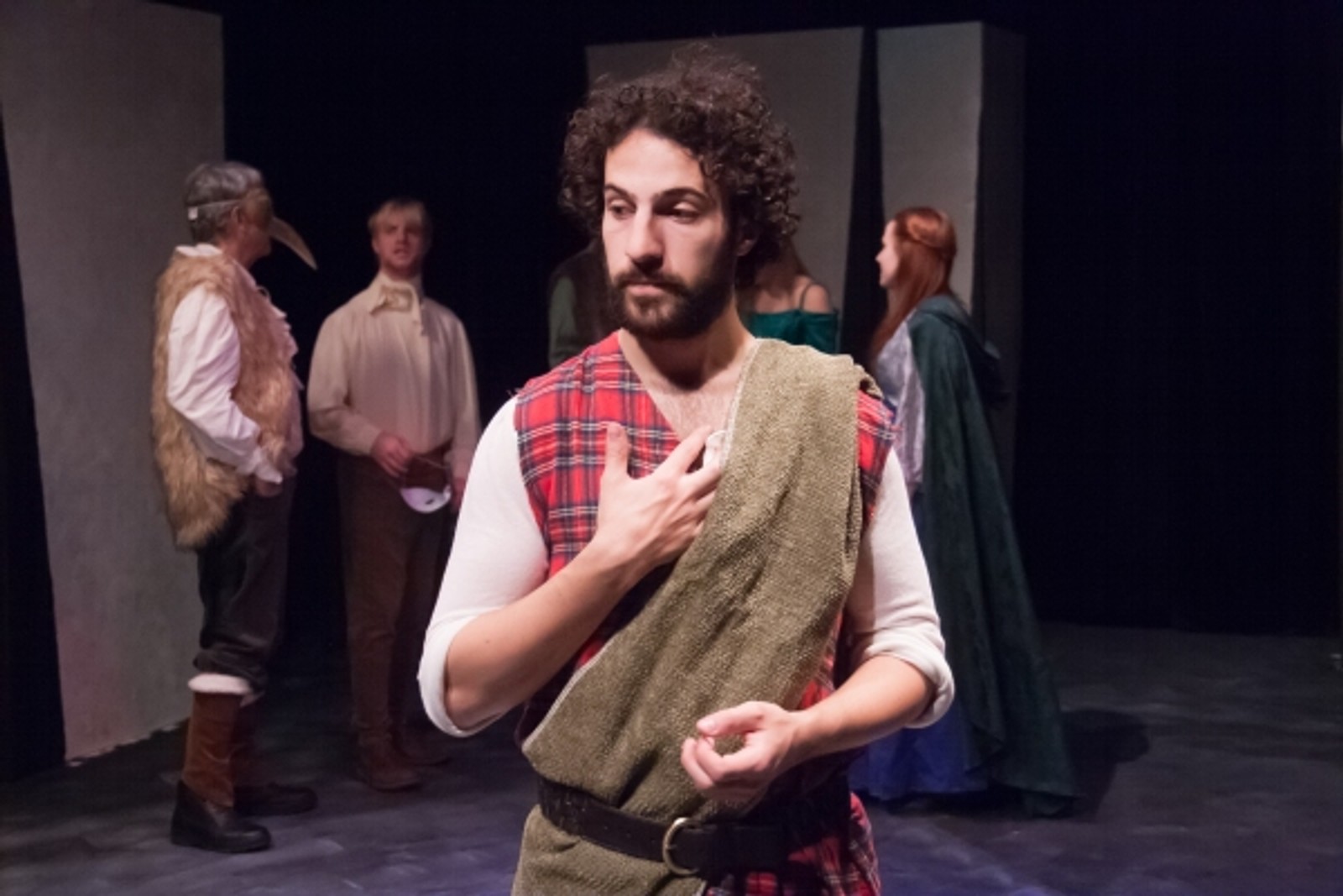 Photo Flash: First Look at Onomatopoeia Theatre's MACBETH — photo 7 of 10