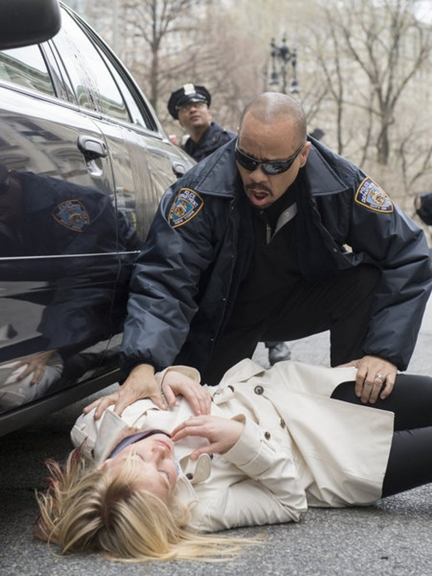 Photo Flash: LAW & ORDER: SVU's 'Poisoned Motive,' Airing 5/8 Photo Flash: LAW & ORDER: SVU's 'Poisoned Motive,' Airing 5/8 Image