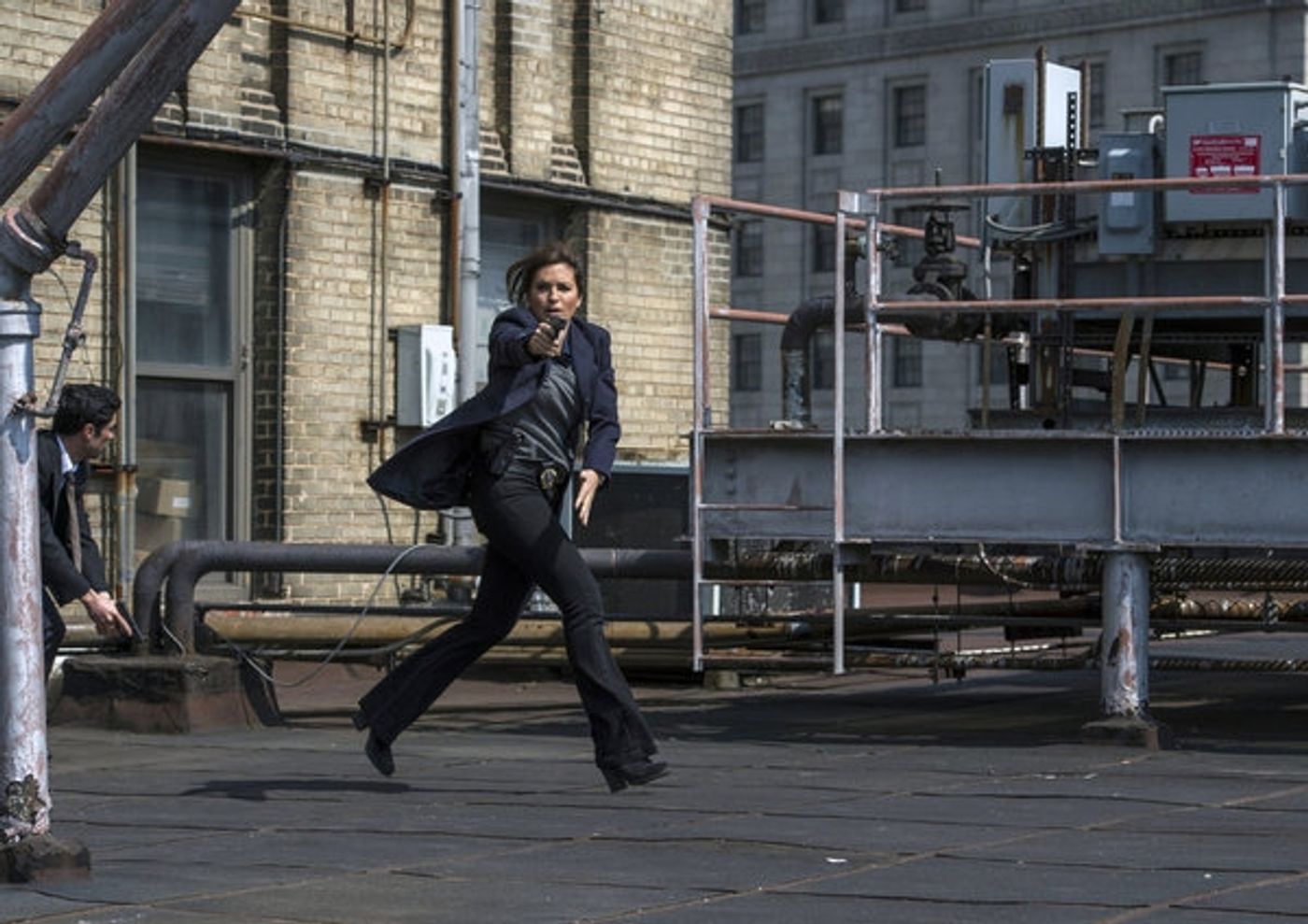 Photo Flash: LAW & ORDER: SVU's 'Poisoned Motive,' Airing 5/8  Image