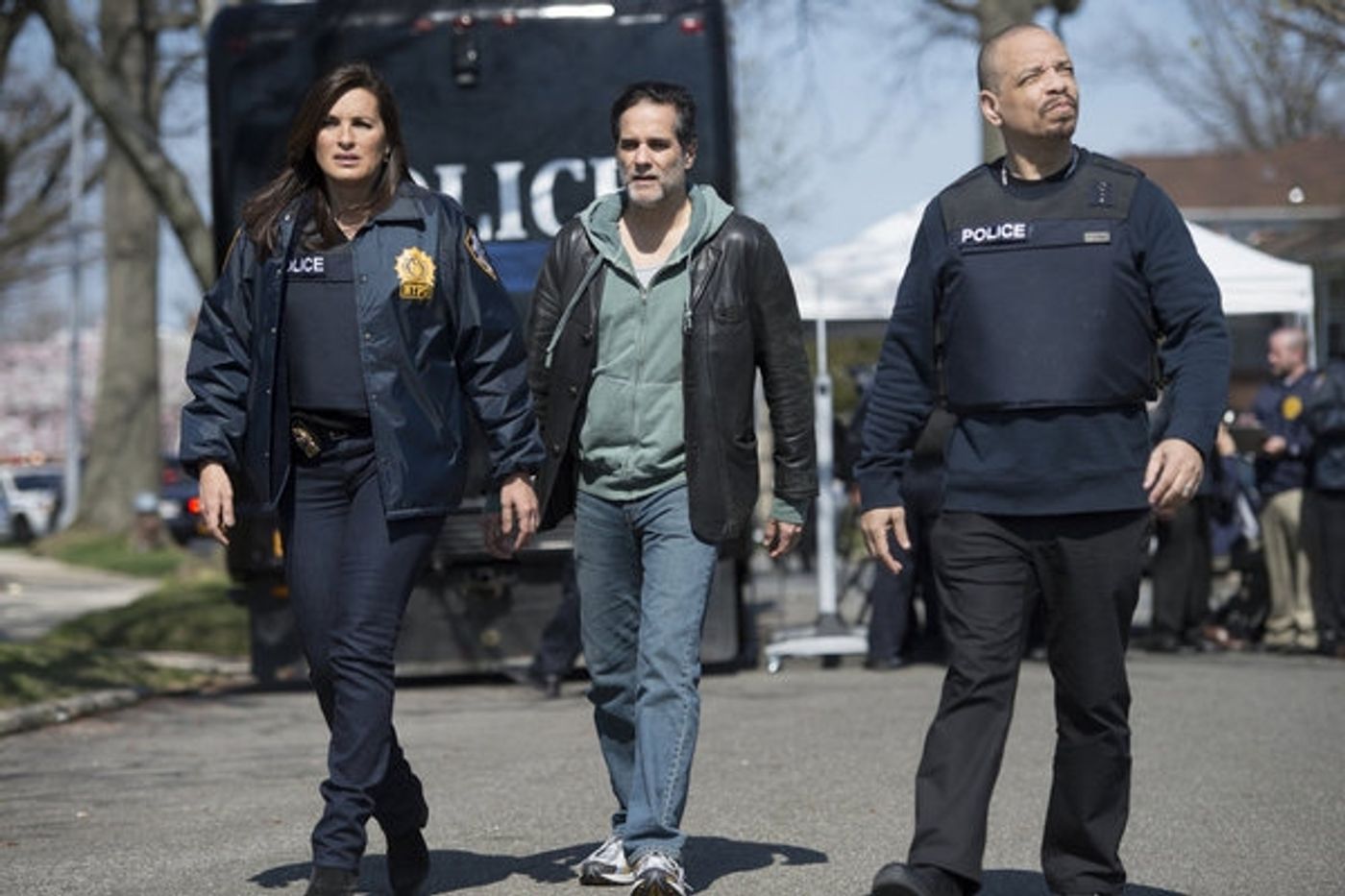 Photo Flash: LAW & ORDER: SVU's 'Poisoned Motive,' Airing 5/8 Photo Flash: LAW & ORDER: SVU's 'Poisoned Motive,' Airing 5/8 Image