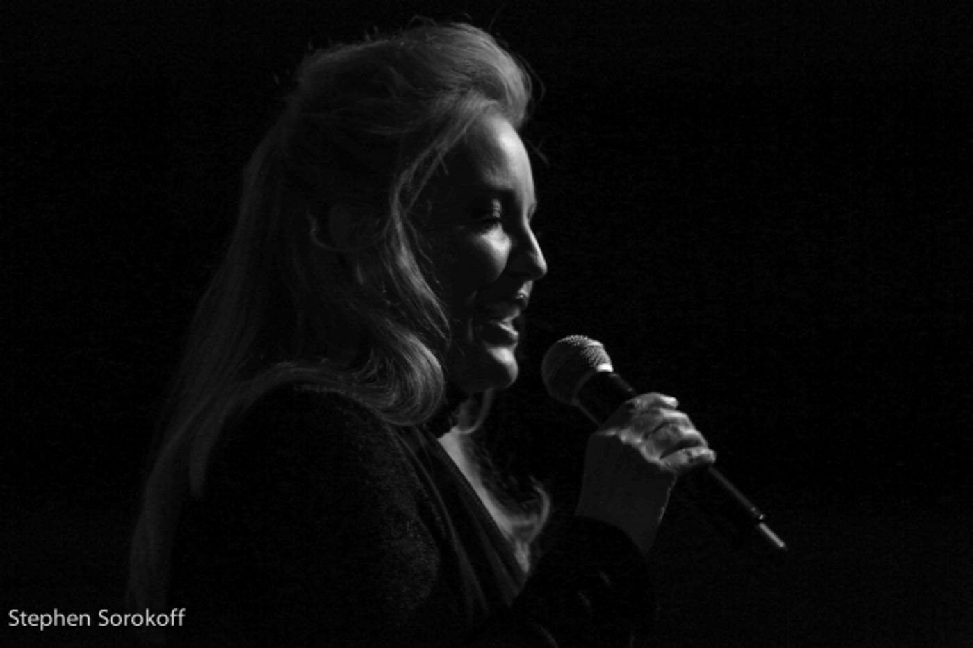 Photo Coverage: Stacy Sullivan Tributes Peggy Lee at Cafe Carlyle  Image