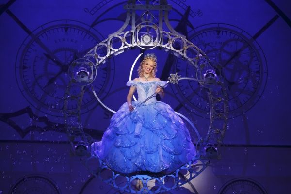Photo Flash: First Look at Alison Luff and John Davidson in WICKED National Tour — photo 1 of 17