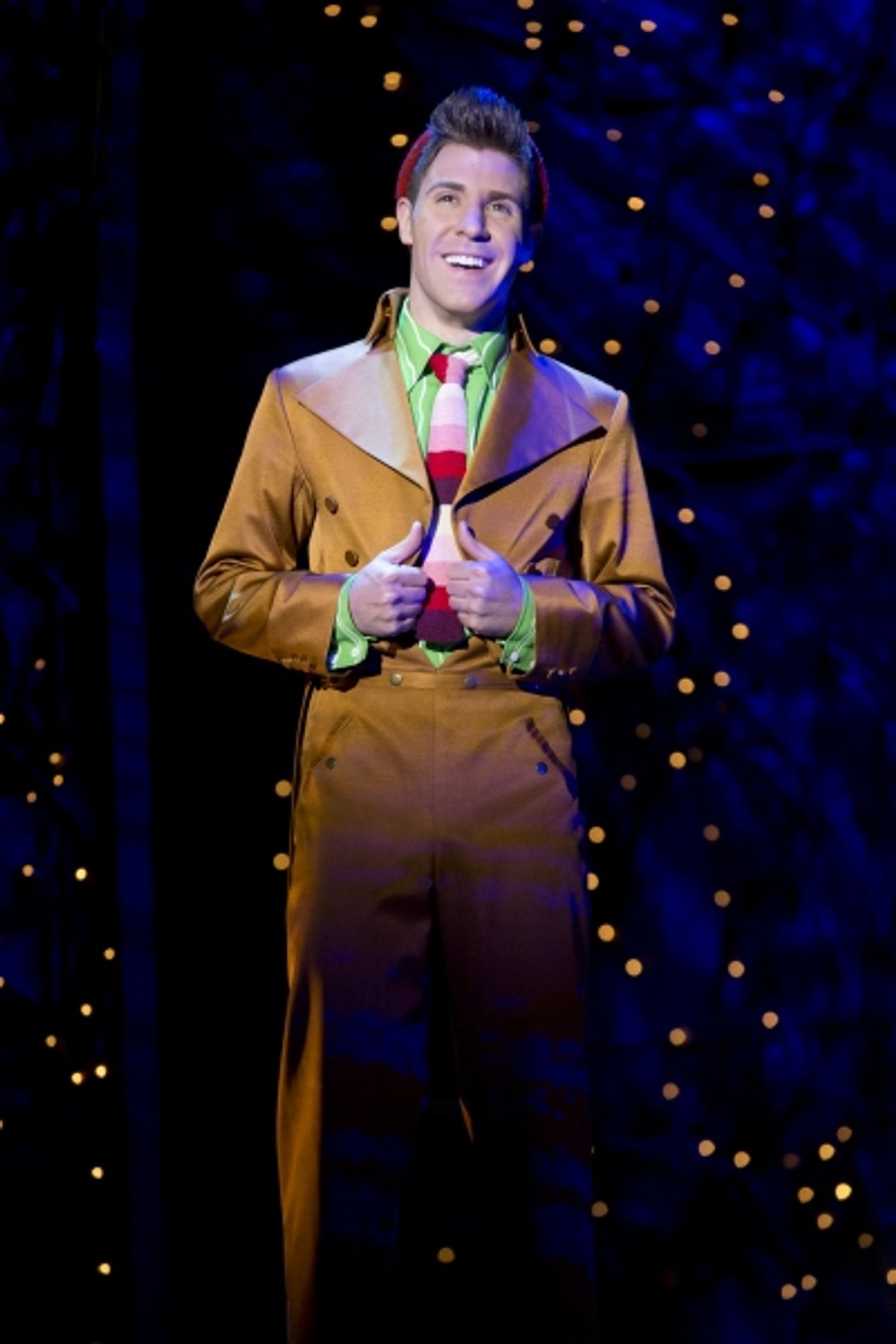 Photo Flash: First Look at Alison Luff and John Davidson in WICKED National Tour Image