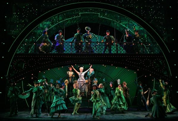 Photo Flash: First Look at Alison Luff and John Davidson in WICKED National Tour — photo 17 of 17