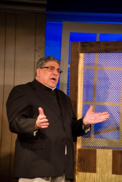 Photo Flash: First Look at Candice Guardino and Vincent Pastore in ITALIAN BRED Off-Broadway  Image