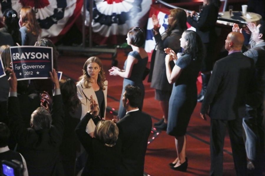 Photo Flash: First Look - REVENGE's Two-Hour Season Finale, Airing 5/12 Image