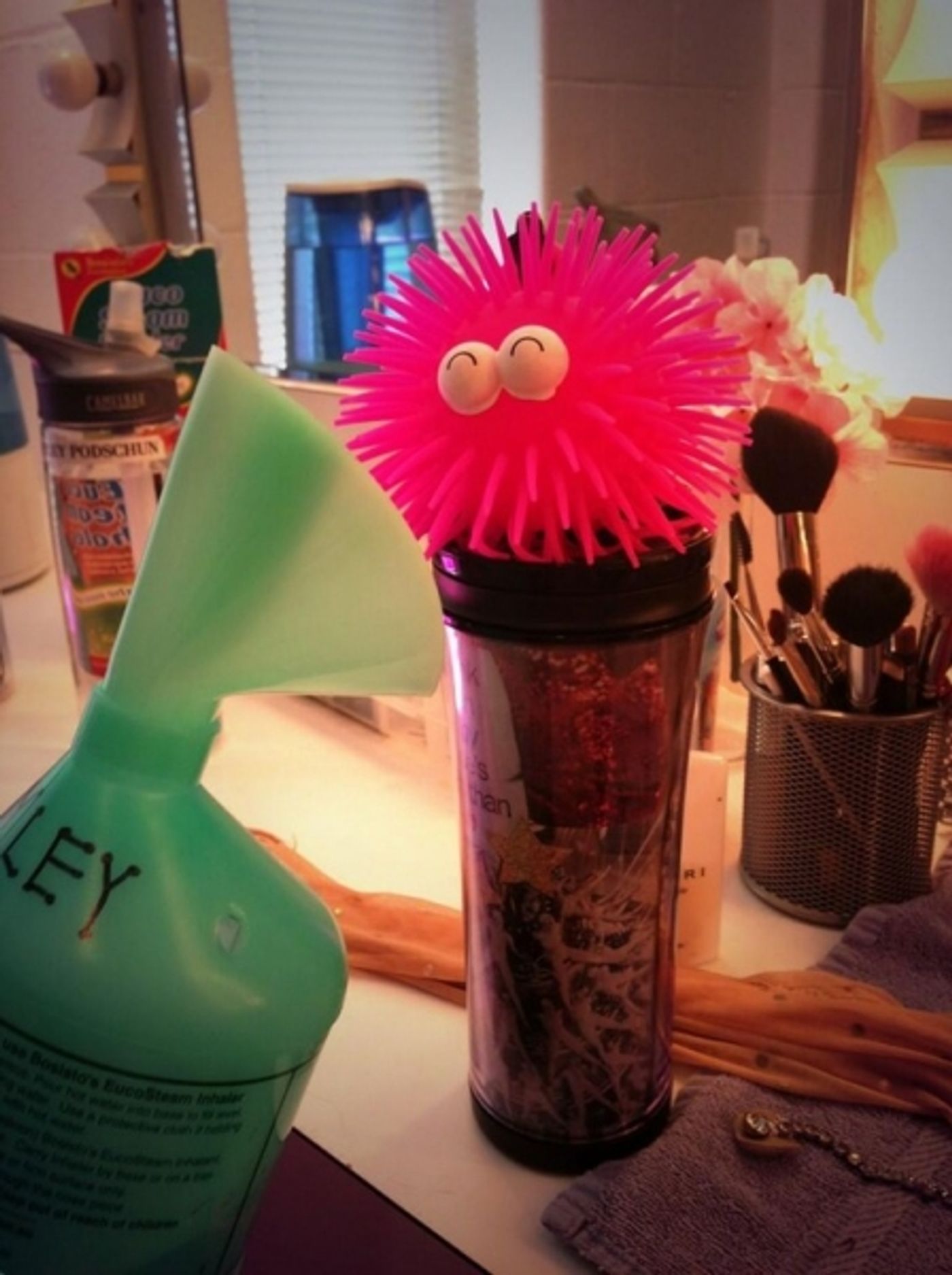 Photo Flash: Saturday Intermission Pics, May 4 - STAR WARS Edition with MATILDA, KINKY BOOTS and More; May the Fourth Be With You! Photo Flash: Saturday Intermission Pics, May 4 - STAR WARS Edition with MATILDA, KINKY BOOTS and More; May the Fourth Be With You! Image