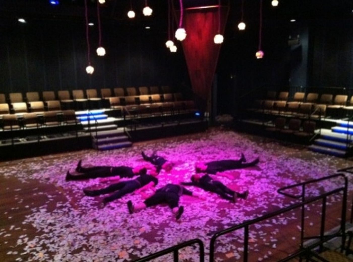 Photo Flash: Saturday Intermission Pics, May 4 - STAR WARS Edition with MATILDA, KINKY BOOTS and More; May the Fourth Be With You! Photo Flash: Saturday Intermission Pics, May 4 - STAR WARS Edition with MATILDA, KINKY BOOTS and More; May the Fourth Be With You! Image