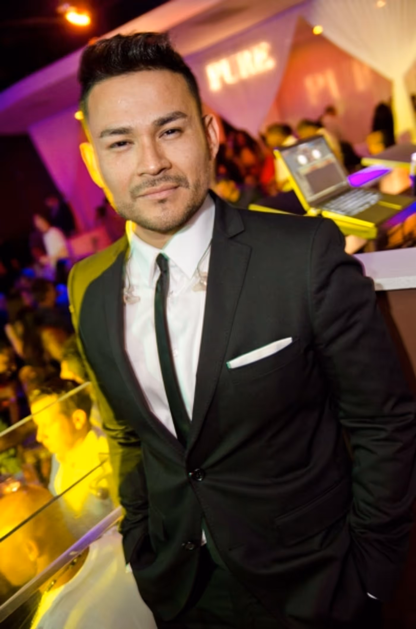 Photo Flash: Frankie J Kicks Off Cinco de Mayo Weekend at Las Vegas' PURE Nightclub Photo Flash: Frankie J Kicks Off Cinco de Mayo Weekend at Las Vegas' PURE Nightclub Image
