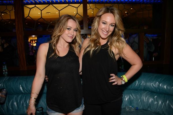 Hilary Duff and Haylie Duff Photo