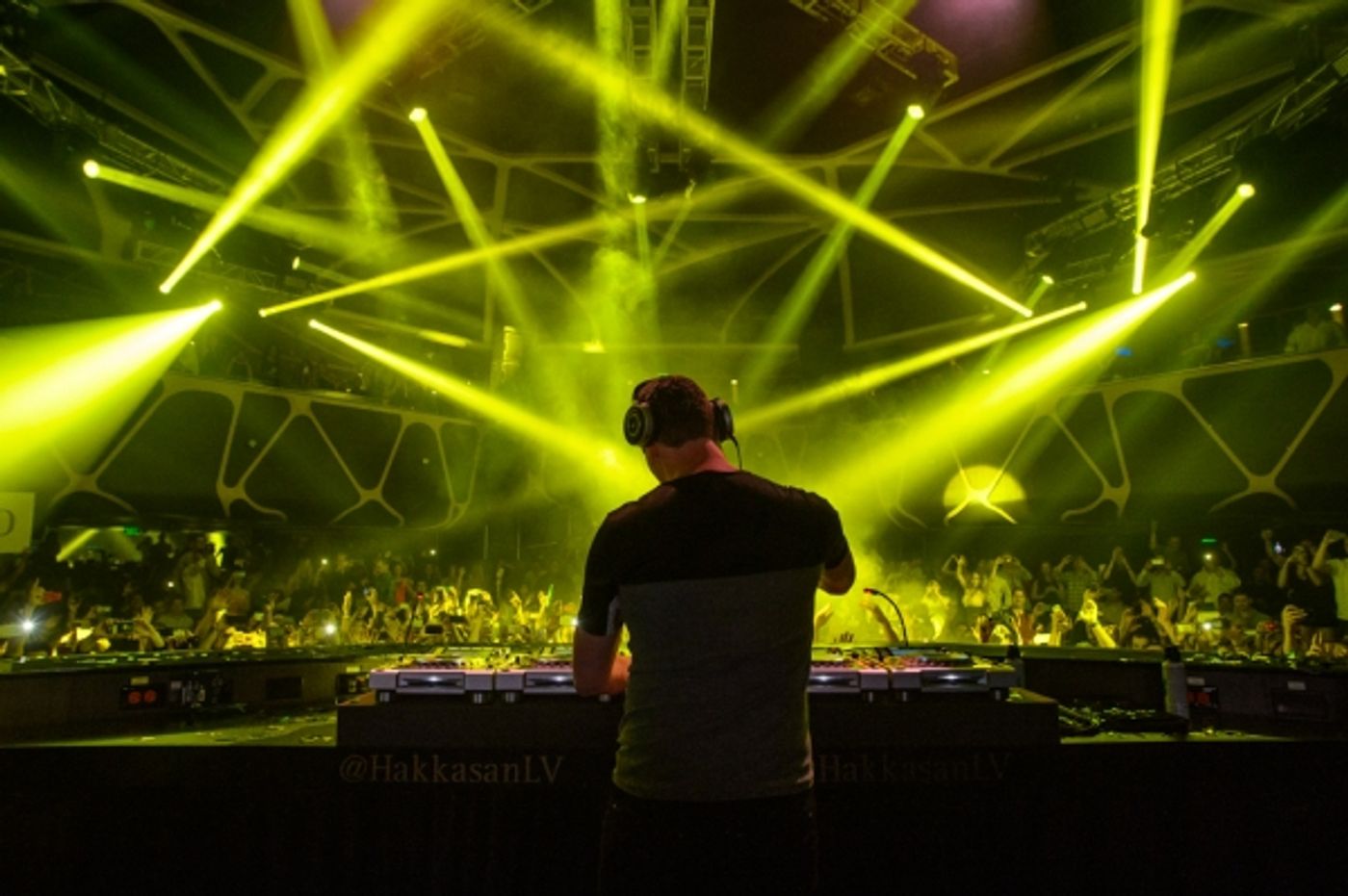 Photo Flash: Tiesto, Hilary Duff, Aziz Ansari and More Party at Hakkasan Las Vegas  Image