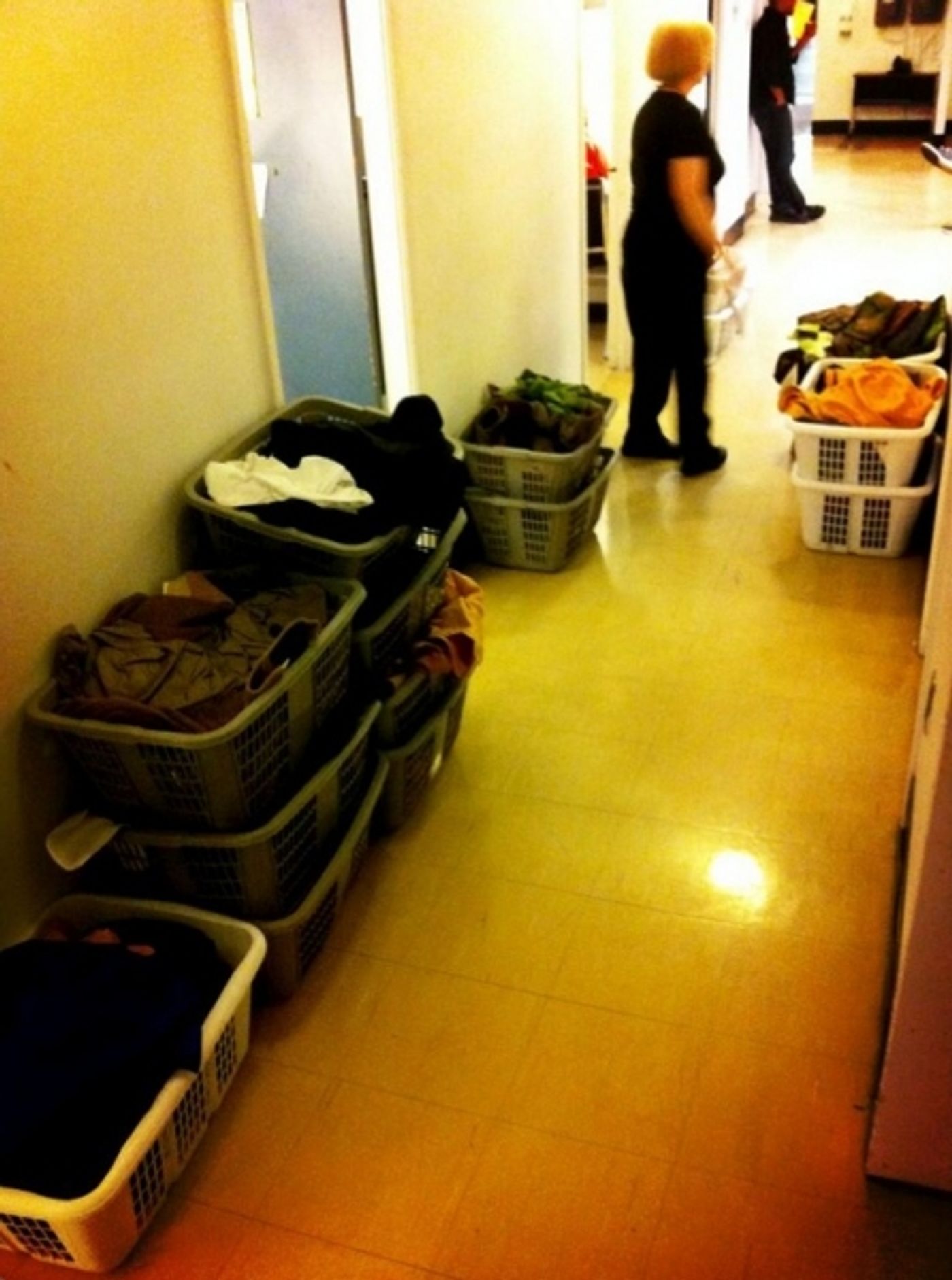 Photo Flash: Saturday Intermission Pics, May 4, Part 2 - Holland Taylor's First SIP from ANN, Christopher Lloyd and More! Photo Flash: Saturday Intermission Pics, May 4, Part 2 - Holland Taylor's First SIP from ANN, Christopher Lloyd and More! Image