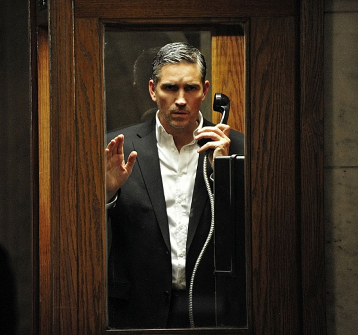 Photo Flash: First Look - PERSON OF INTEREST's Season Finale, Airing 5/9  Image
