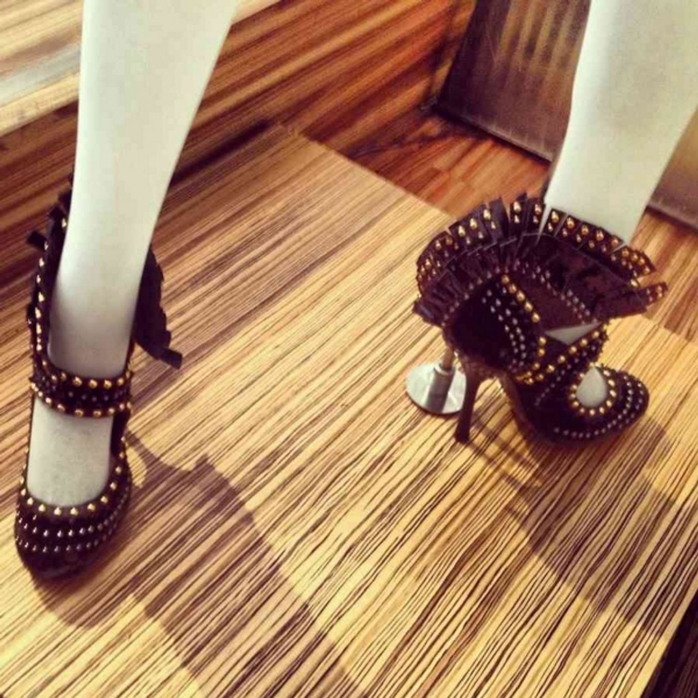 Photo Coverage: Ooo and Ahh Over Great Gatsby Costumes in Soho  Image