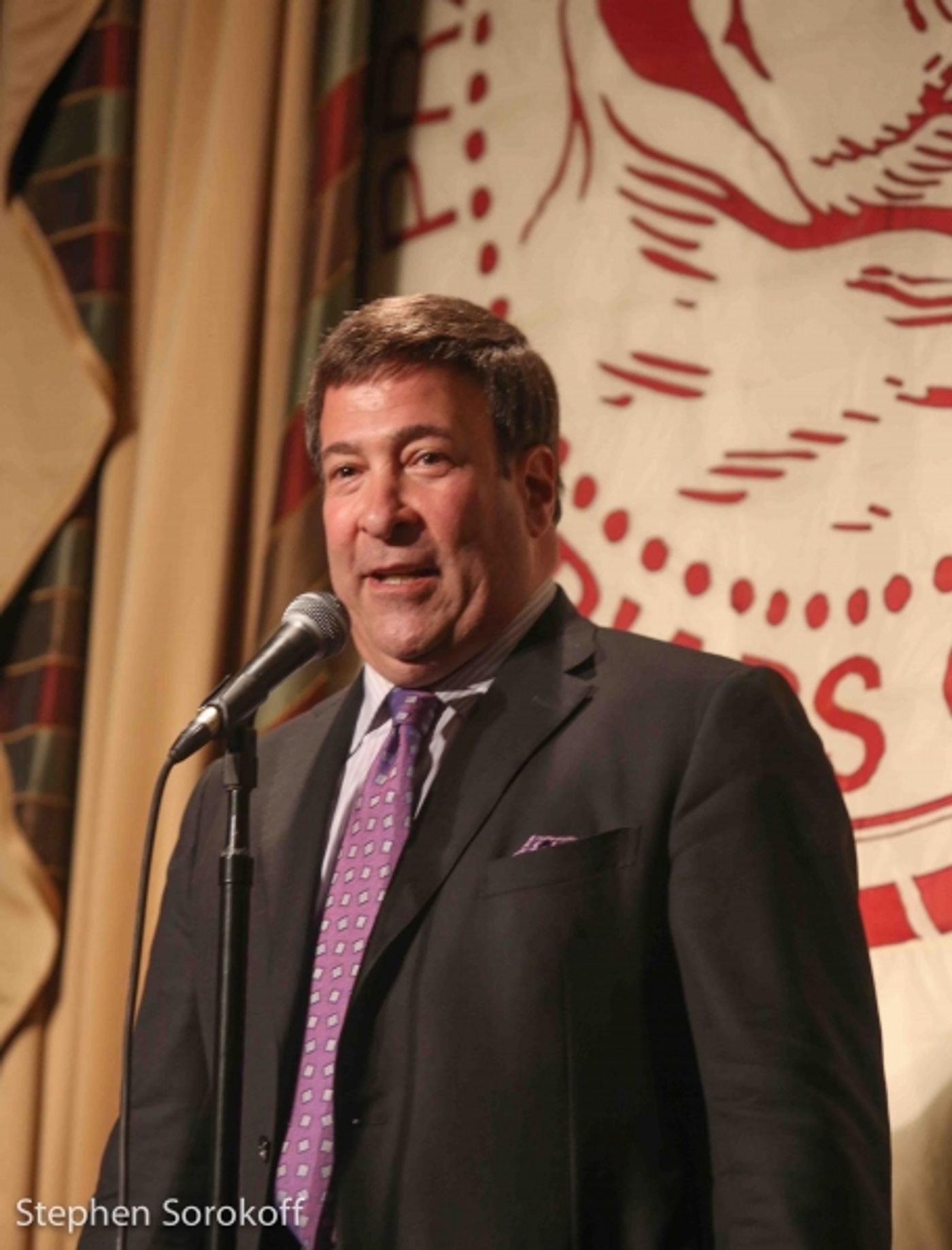 Photo Coverage: Friars Club Hosts Steve Tyrell  Image