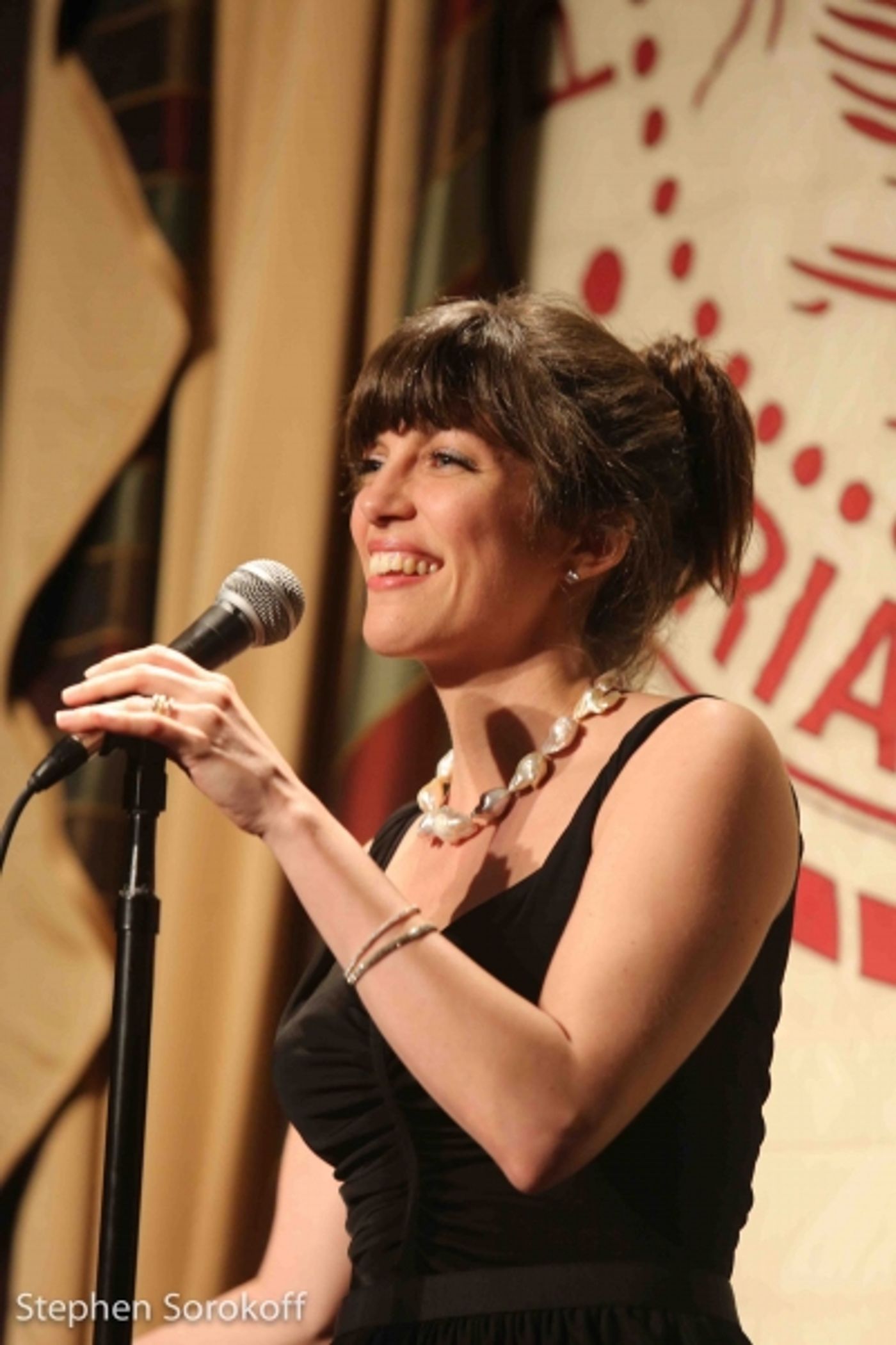 Photo Coverage: Friars Club Hosts Steve Tyrell  Image