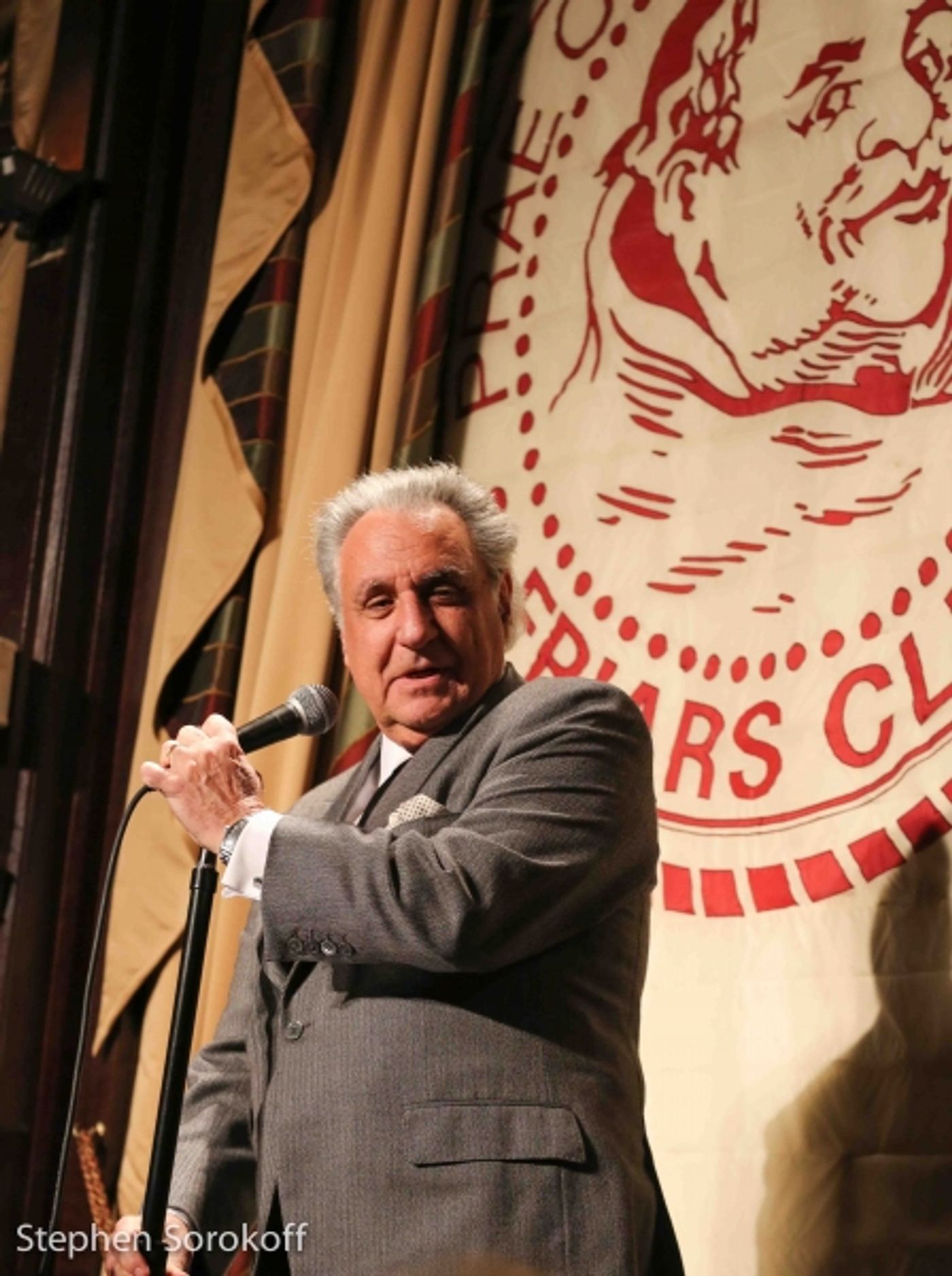 Photo Coverage: Friars Club Hosts Steve Tyrell  Image