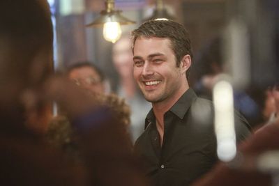 Taylor Kinney Photo