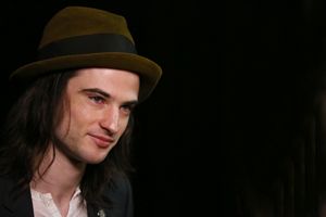 Tom Sturridge Photo
