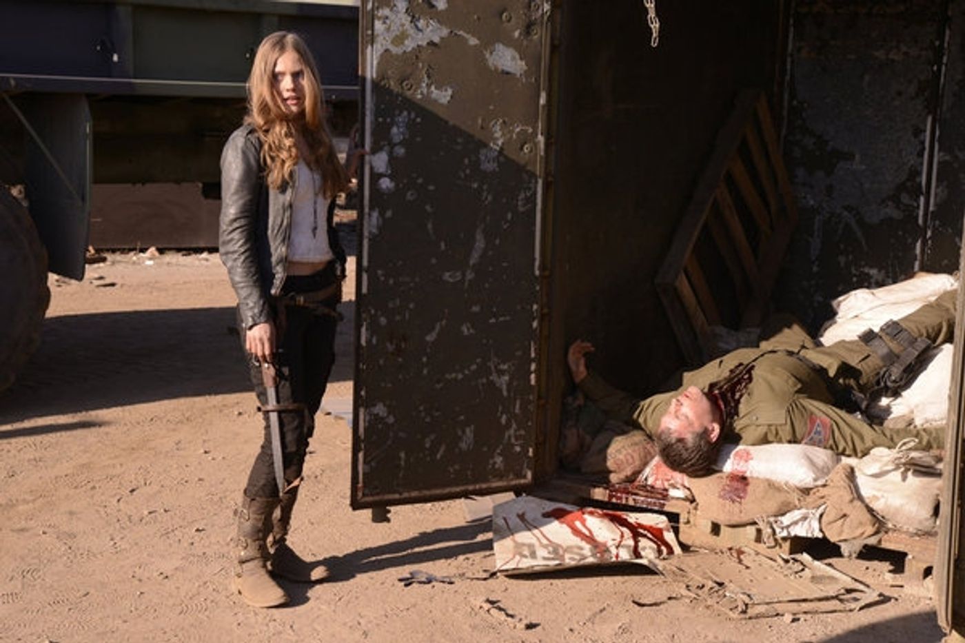 Photo Flash: REVOLUTION's 'Clue,' Airing 5/20  Image