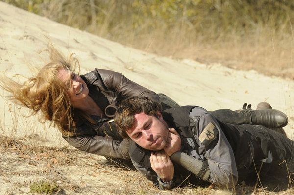 Elizabeth Mitchell Photo