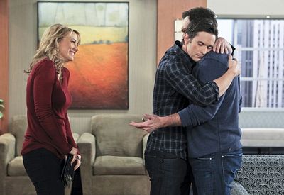 Megyn Price, Patrick Warburton, Oliver Hudson
 Photo