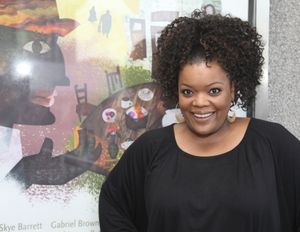 Yvette Nicole Brown @ BroadwayWorld Yvette Nicole Brown Photo