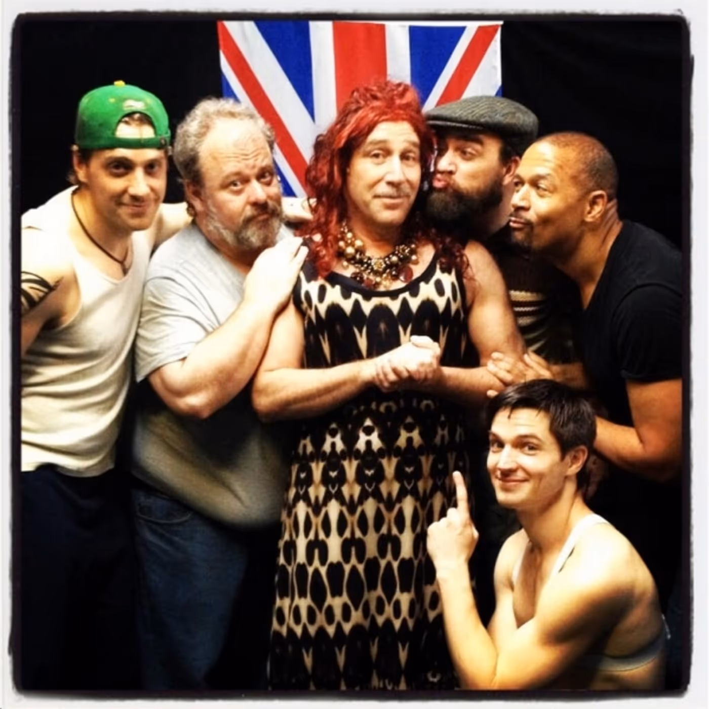 Photo Flash: Saturday Intermission Pics, May 11 - Mother's Day Edition with KINKY BOOTS, CHICAGO, NEWSIES and More! Image