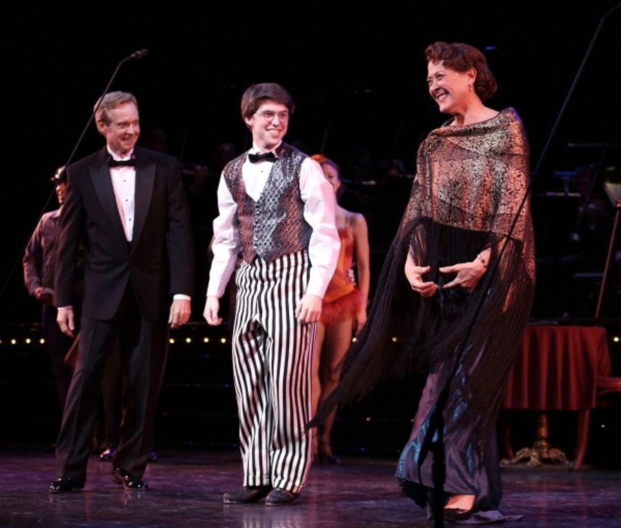 Photo Coverage: Inside the Closing Night Curtain Call of Encores! ON YOUR TOES Image