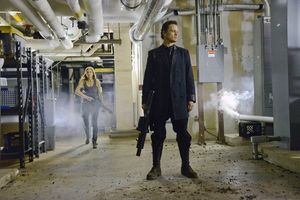 ELIZABETH MITCHELL, David Lyons @ BroadwayWorld ELIZABETH MITCHELL, David Lyons Photo