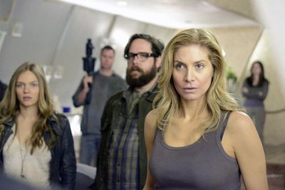 Tracy Spiridakos, Zak Orth, ELIZABETH MITCHELL Photo