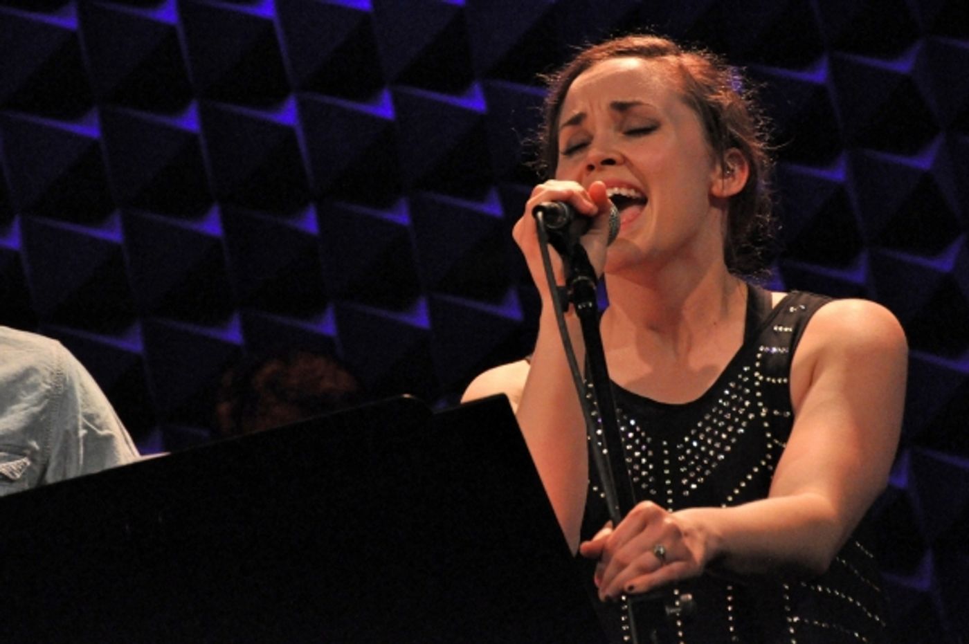 Photo Flash: Robin De Jesus and More Join Blake Pfeil at Joe's Pub  Image