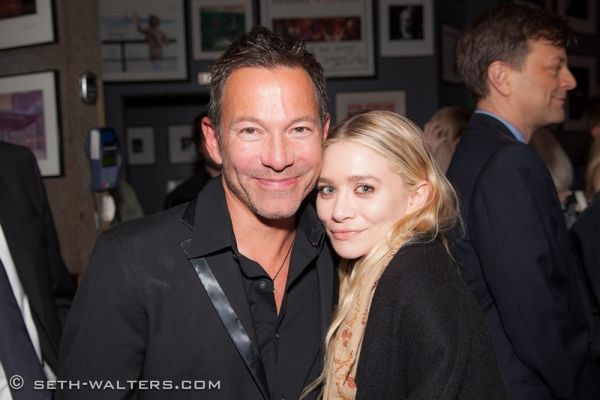 Cortes Alexander and Ashley Olsen Photo